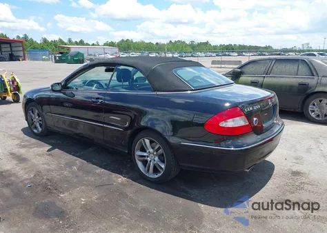 2006 Mercedes-Benz Clk 350 from USA, damaged, VIN WDBTK56FX6T074273